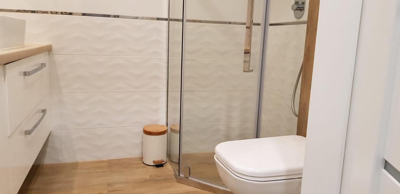 Apartament Premium เชสโตฮอวา ภายนอก รูปภาพ