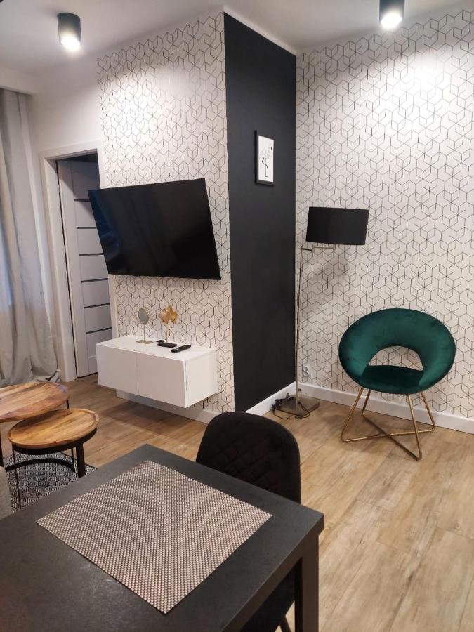 Apartament Premium เชสโตฮอวา ภายนอก รูปภาพ